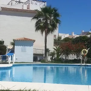 penthouse-apartment-sea-view-duquesa.1costadelsol.com/